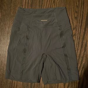 Whitney Simmons size Small gymshark biker shorts